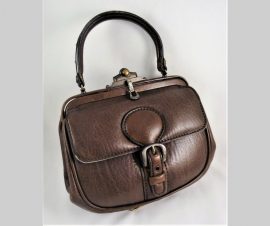 Sell vintage jewelry show in Chicago. Check out the all new Chicago Vintage clothing and Jewelry show. Edwardia hand tooled leather handbags at CVCJ.
