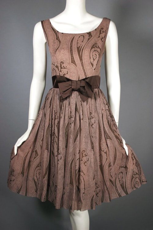 1950s dress brown Chiffon at the Nashville Vintage Clothing and Jewelry Show!